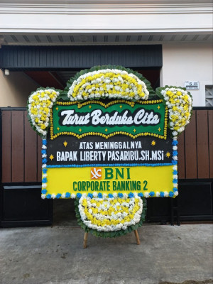 Papan Bunga Duka di Terate