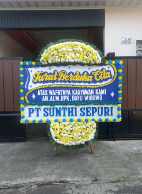 Papan Bunga Duka di Terate